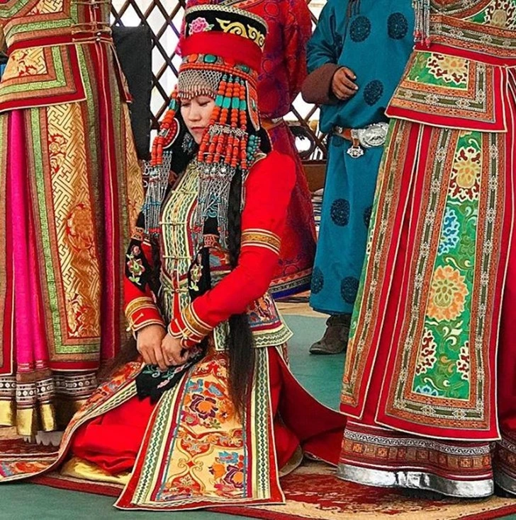 99A2753A5F5F02ED0E1AA3