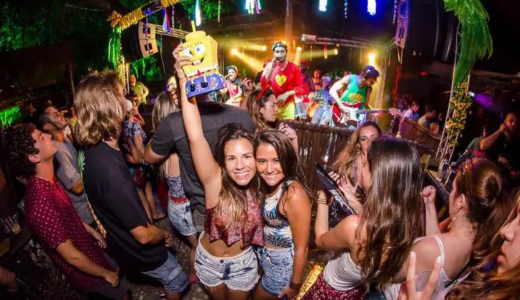 9927154E5C46BDAE0DA8FA