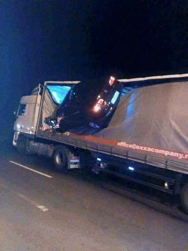 9953924B5FB3A79E4377AB