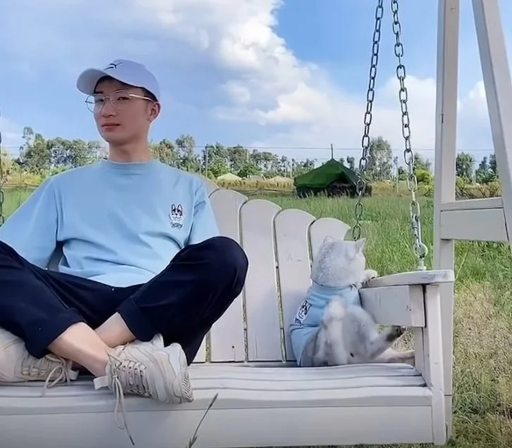 99825D405EEDBDAC060135