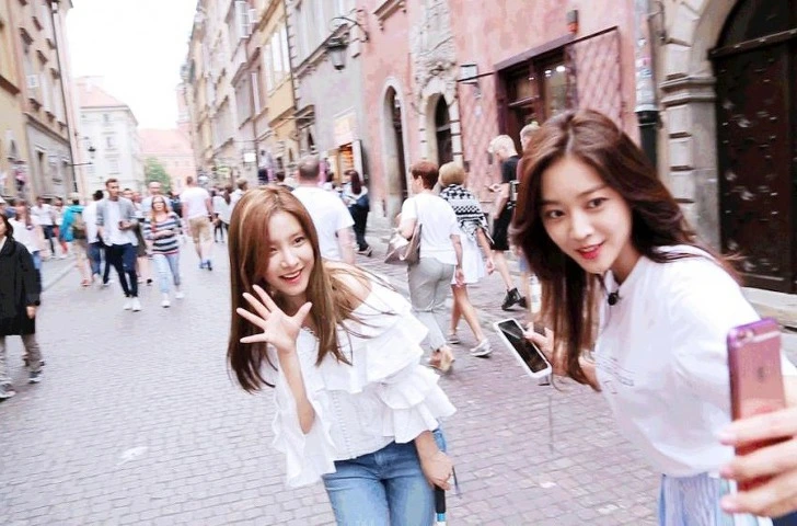 99EE9F3A5D85D49403AD01