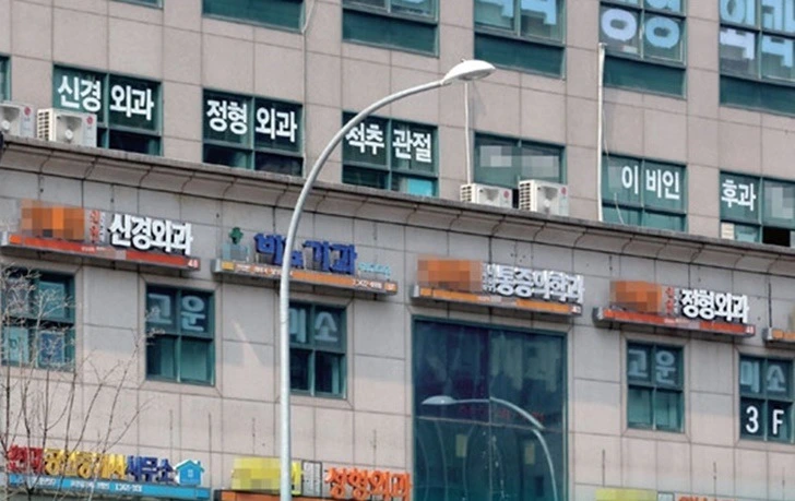 999994495FEAF7CD2200CE