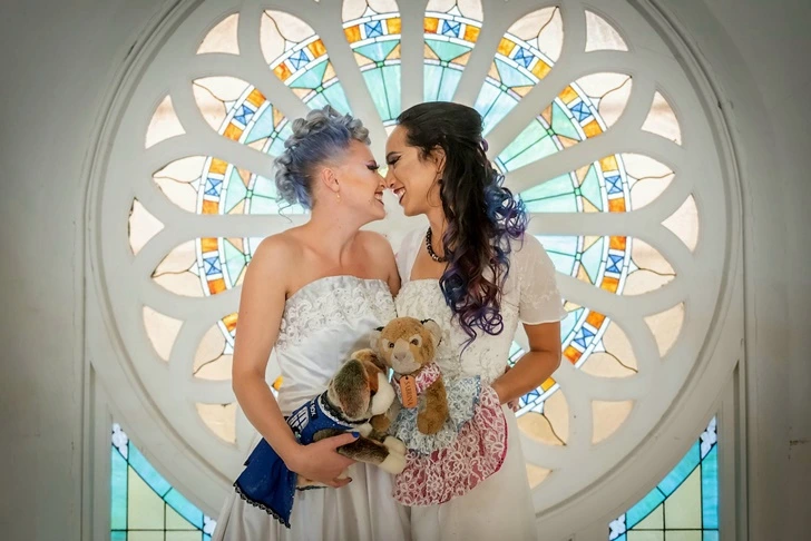 9997D5475F97852E2C84BB