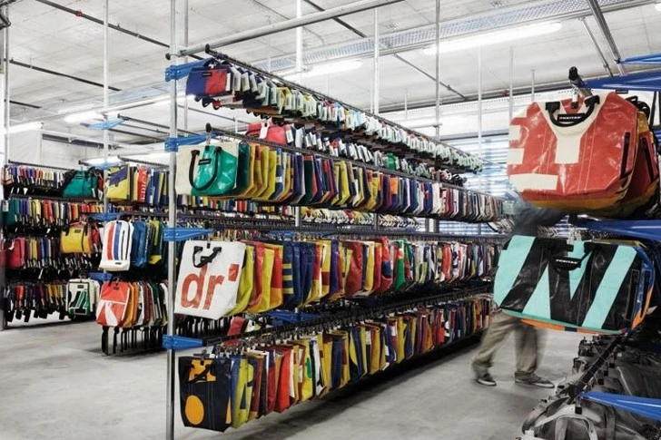 9982104D5D59028E241380