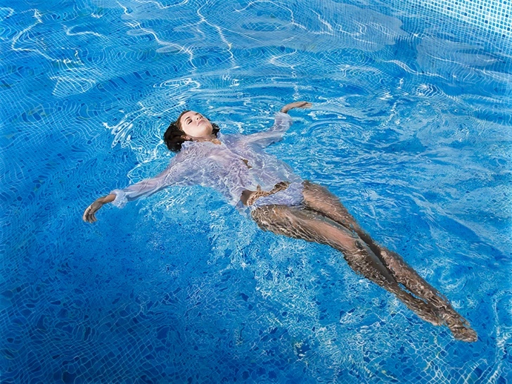 9946AE3D5F757BCA2073A7