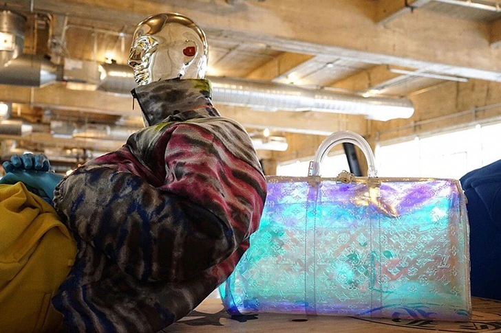 99EAAE3A5DA57B760E1DDA