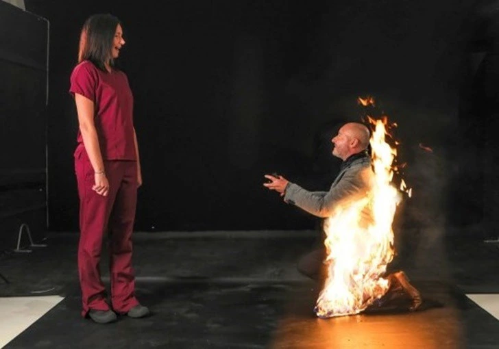 9945D14E5F33BBE90A6B8B