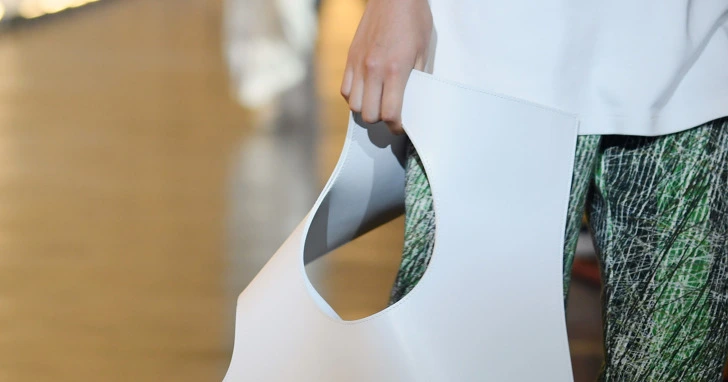 9940023B5DA40F421EE265