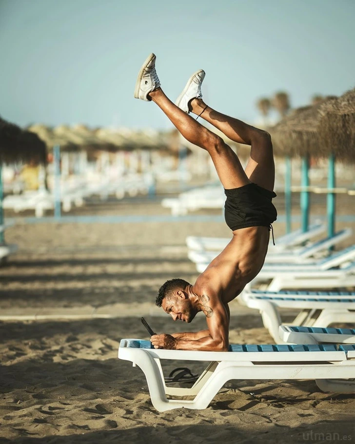 99AC63375F52F61E25B2F5