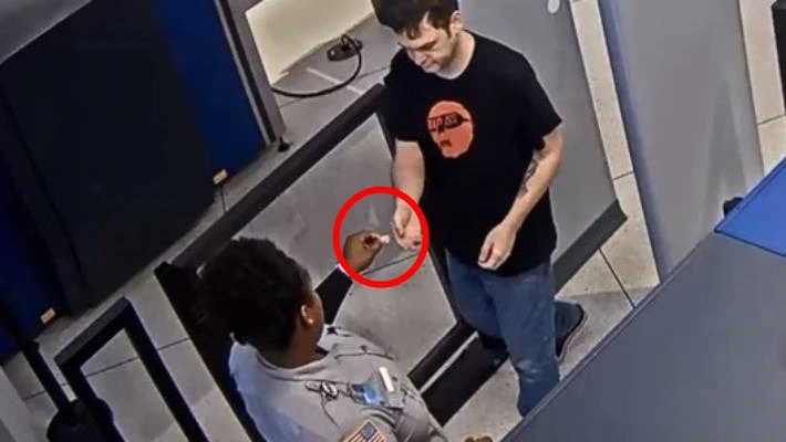 99B8EE3F5D5A7B25015AD8