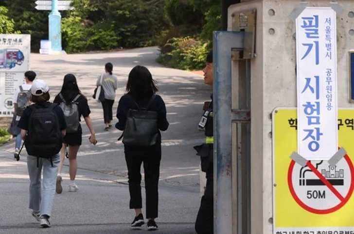 99B7954A5FFA99EA12D930