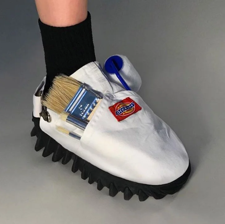 99B898495D59040B23976C