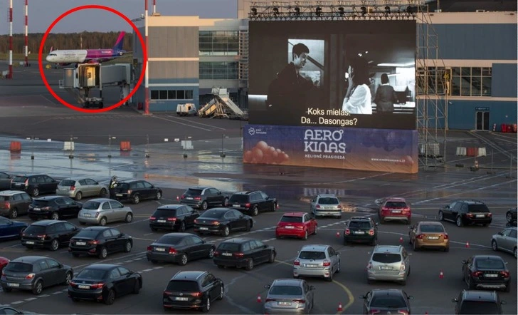 99E6D9395EABB8AA272DEF