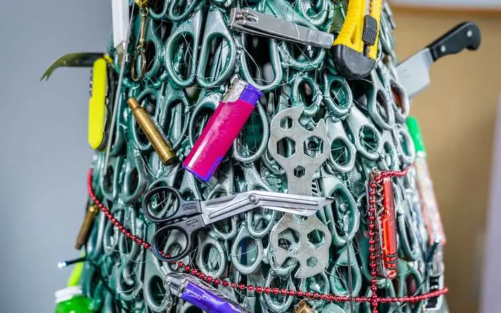 992B19495DF7611F2CD33D