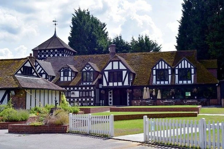 9983CC4F5F5878FF0F5A9A