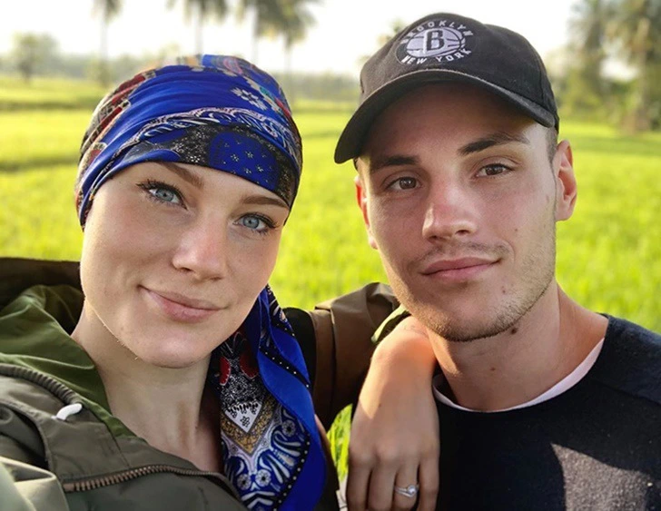 99E00E355F2D79E726C5BA