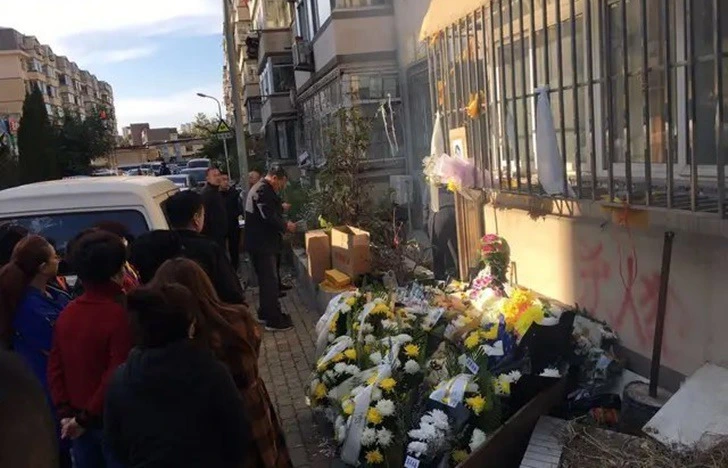 99C7723F5FE8610E263447