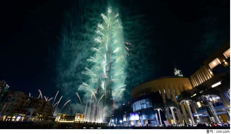 새해카운트다운 두바이.PNG