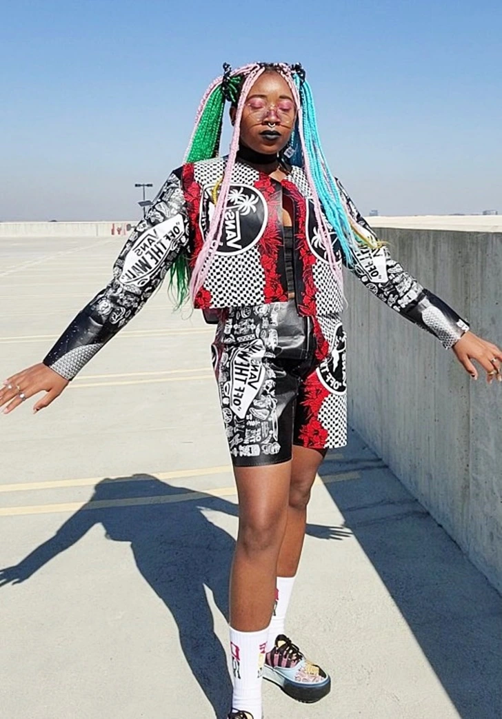 995348456003A259087A13