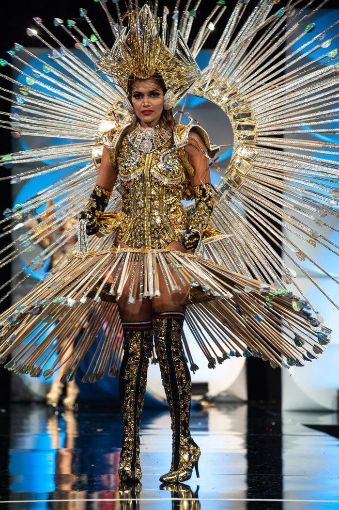 99FBB03E5DF232320C0F78