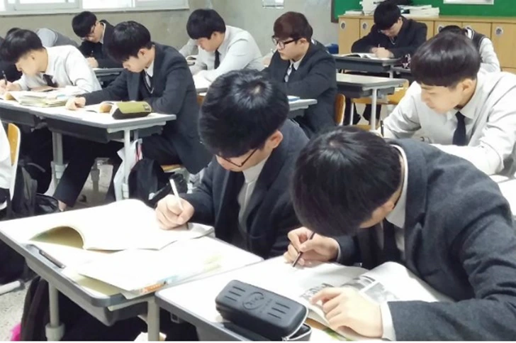 998E073B5F66C81429A010