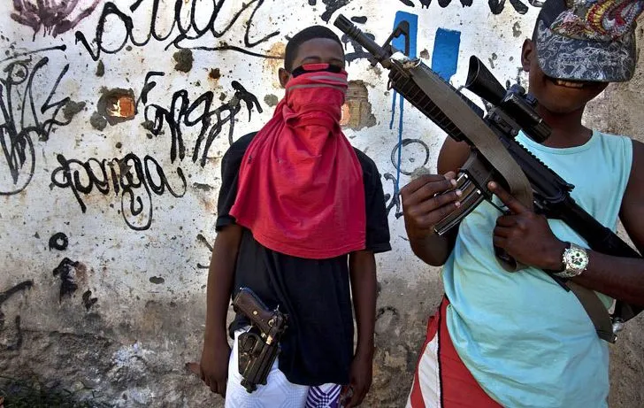 998C75335D5DF677048D13