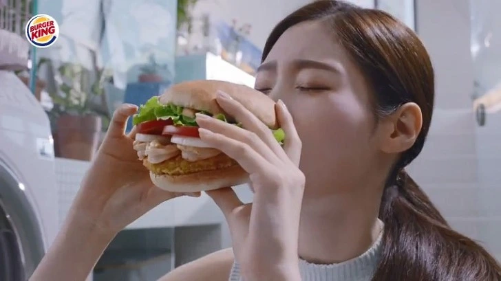 992BD7345E4F70021B7DD9