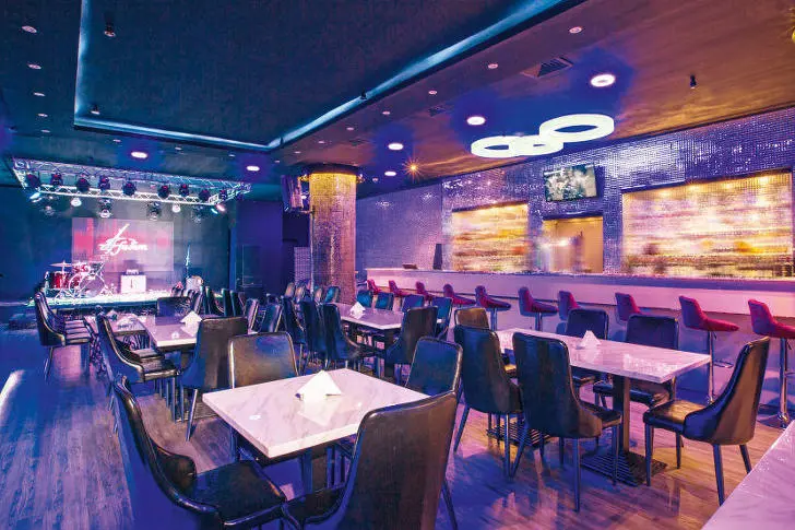 99555F3A5DD0FF443093F6