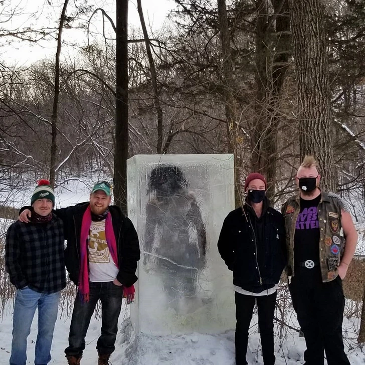 993CC94260078EFE0921AD