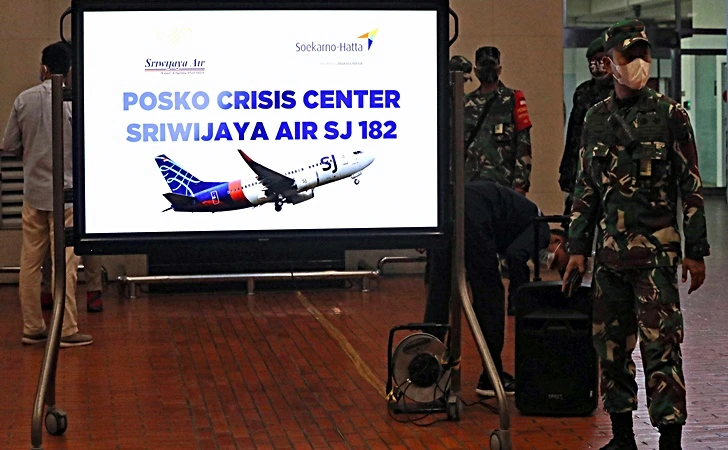 99ABC83C5FFA3EC006E6E8