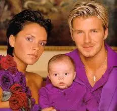 9939033A5D1DD0D61F48FF