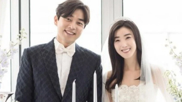 99B31E3F5D8F5FC427BD35