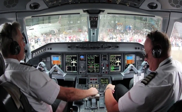 9936B735600248FD0504E9