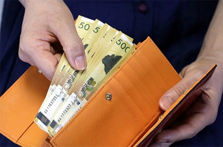 99D851445F75886523564A