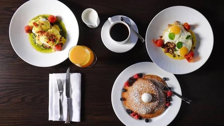 998EDF465D52C0C0042A37