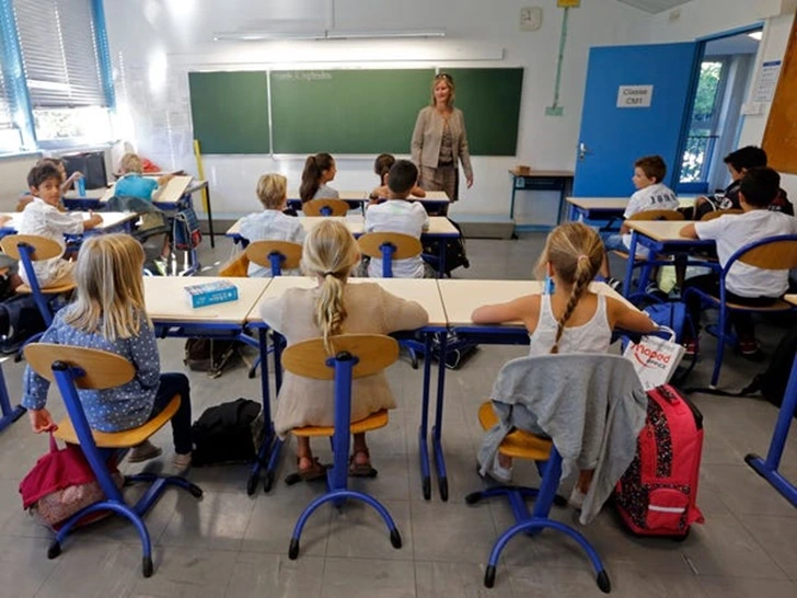 990B284C5F7AA49E044FFC