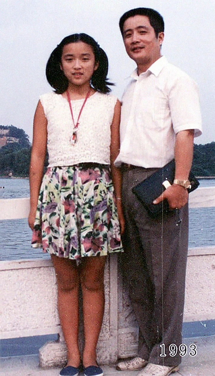 99E481435F3F71D02E8B18