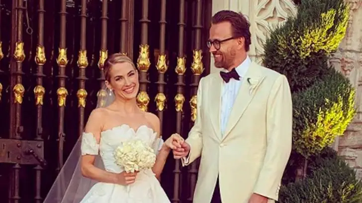 9966D3475D4E06401A2957