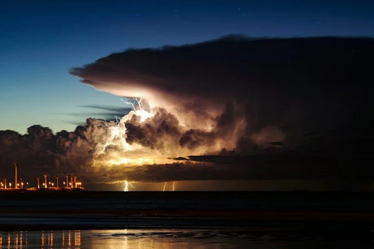 9925F9455F251030338874