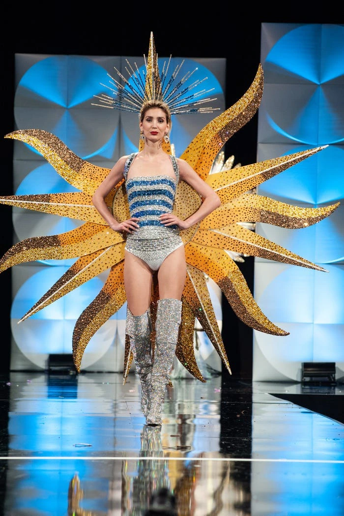 9931324C5DF22EEA2C5654