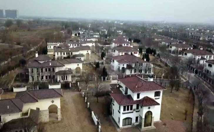 99D348435FFA8922111DD4