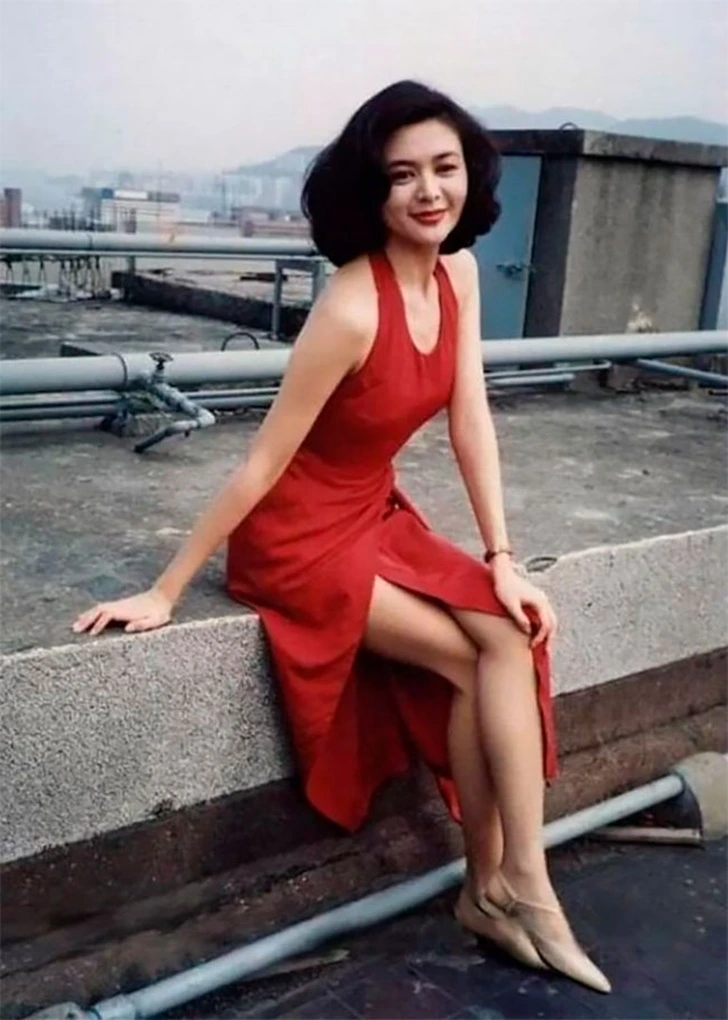 99B94A495F51A1032AE81B