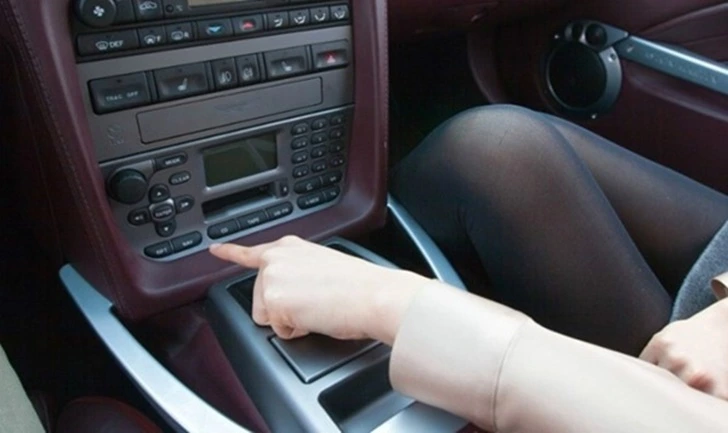 997B8A3F5F77DD2E144A1D