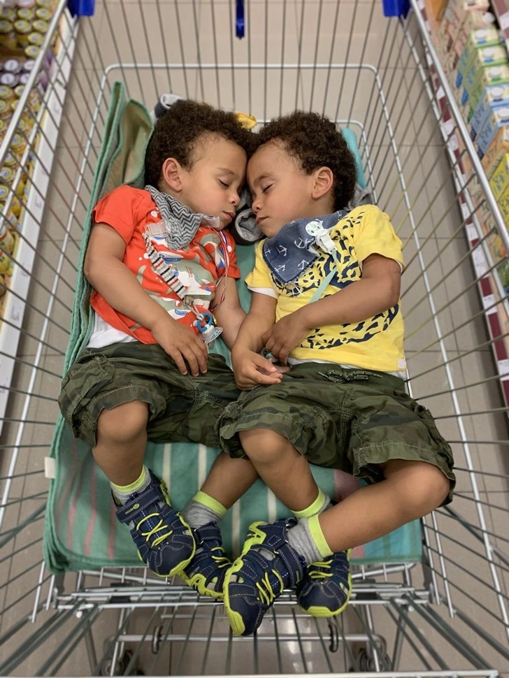 99C2A63D5F6A72390924D6