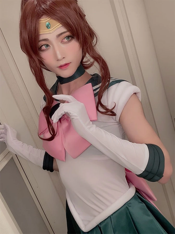 9928A24A5FBB5DF82FCC4F