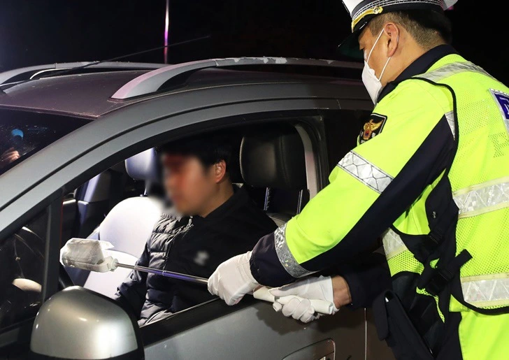 99DCC5355FC57A660B210A