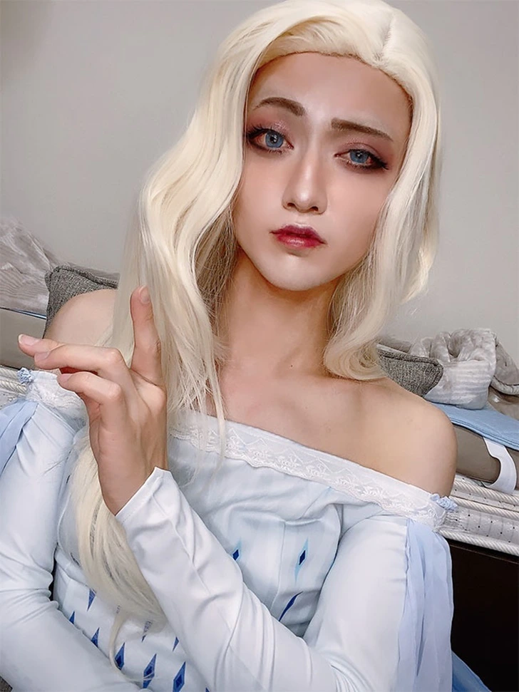 999DCE495FBB5DF83408E3