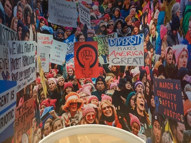 99D5B13D5F82B8B704B0EB