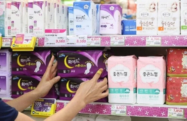 99ECD63F5FD75FA9161EF4