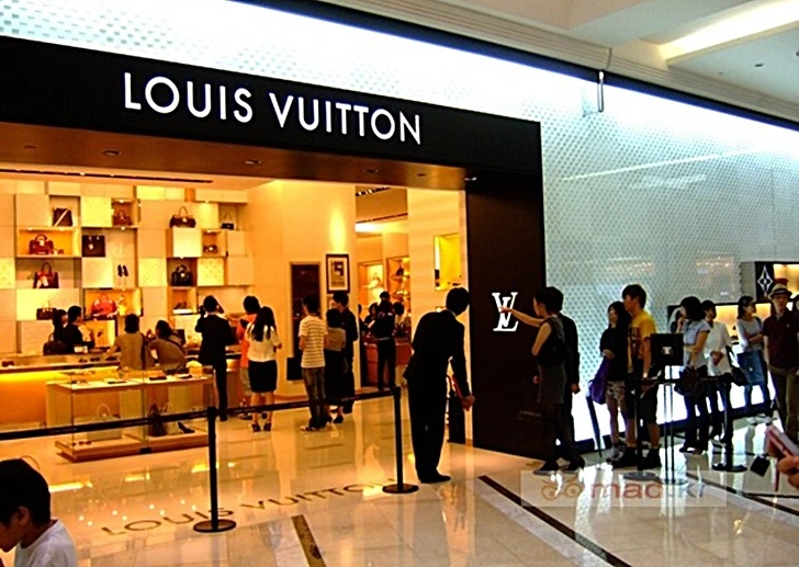 99B8B54A5FFA4E090879E7